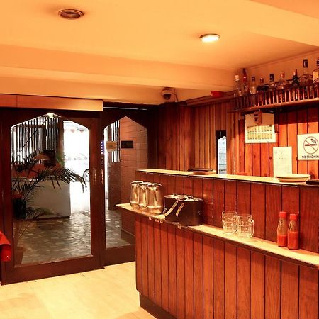 Collection O Hotel Shalimar Колката Екстер'єр фото